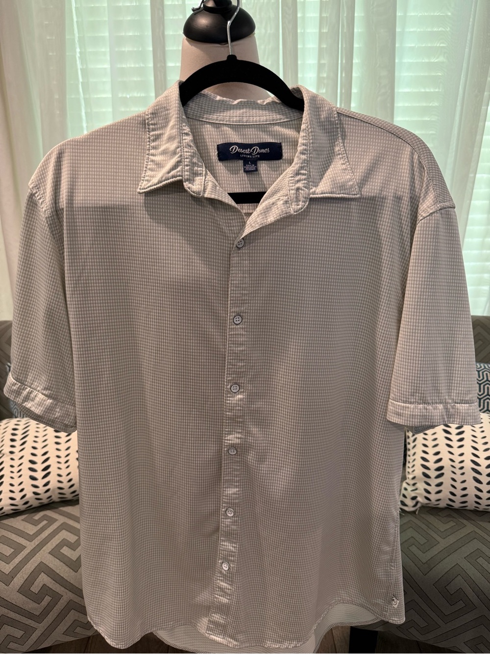 Desert Dawns Men's Light Brown Short-Sleeve Button-Down Shirt